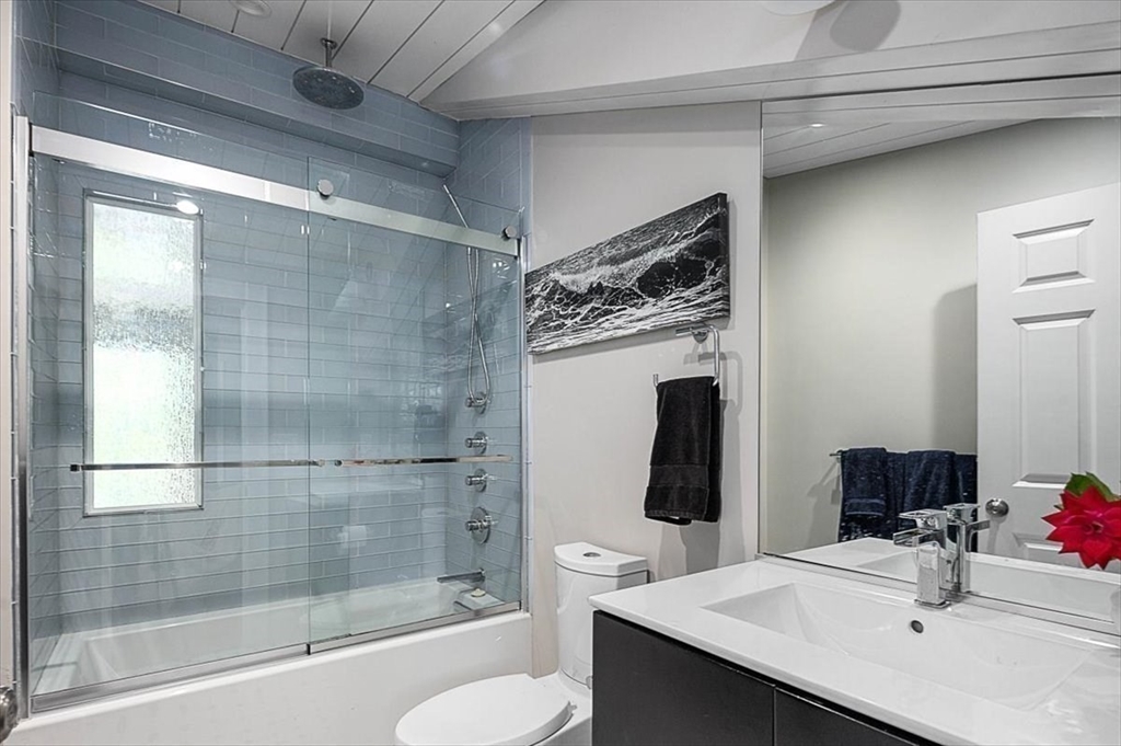 25 Howland Lane Hingham, MA 02043 - Photo 29 of 34 a bathroom with a bathtub shower sink and toilet