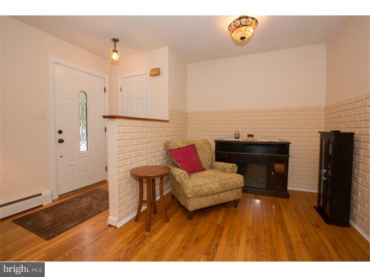 56 Ark Road Medford, NJ 08055 - Photo 3 of 24