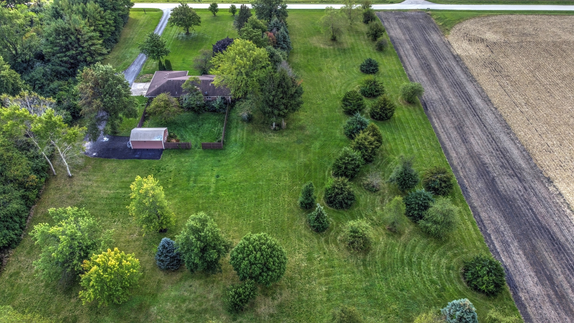 1950 Scully Road Dwight, IL 60420 - Photo 14 of 15 a aerial view of a house with a yard