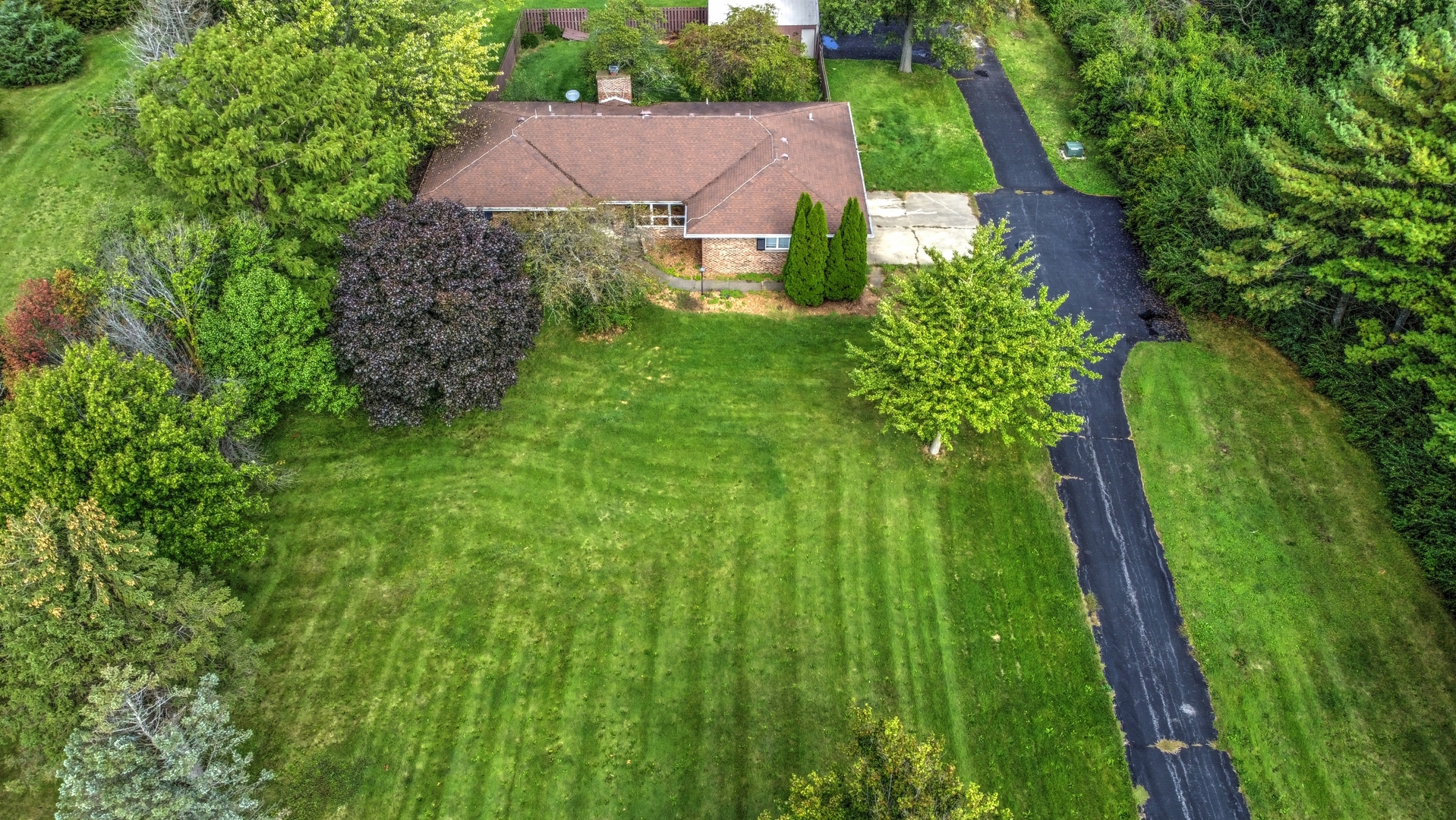 1950 Scully Road Dwight, IL 60420 - Photo 3 of 15 a aerial view of a house