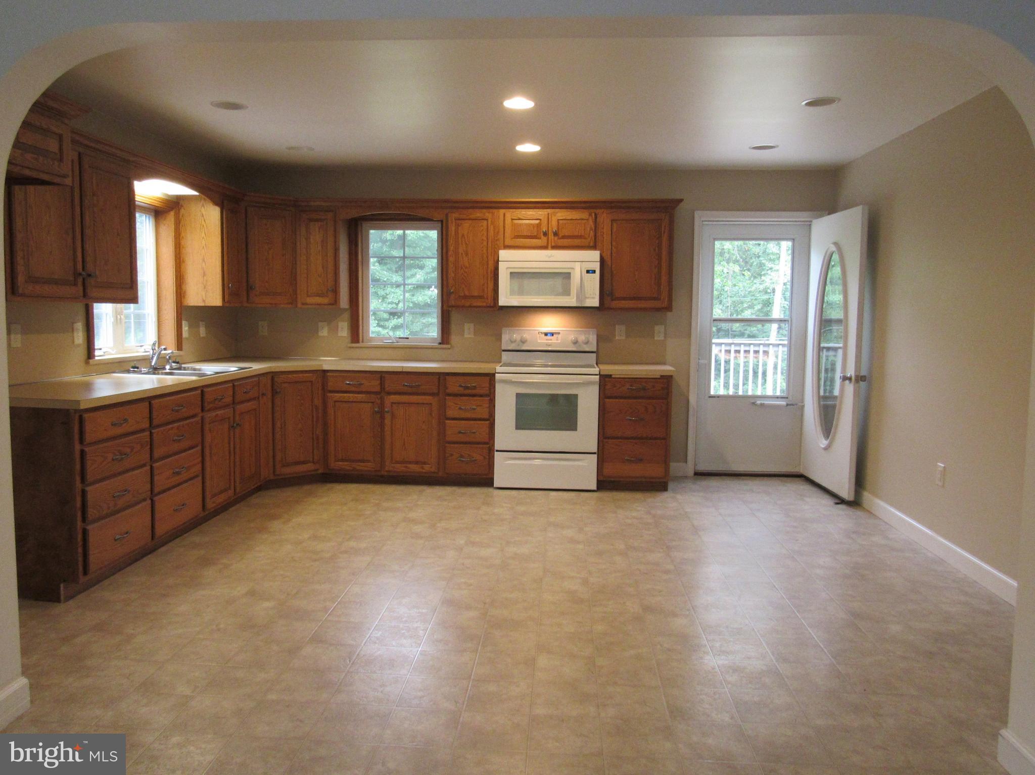 175 Millard Road Elverson, PA 19520 - Photo 2 of 32 Gallery Image 2