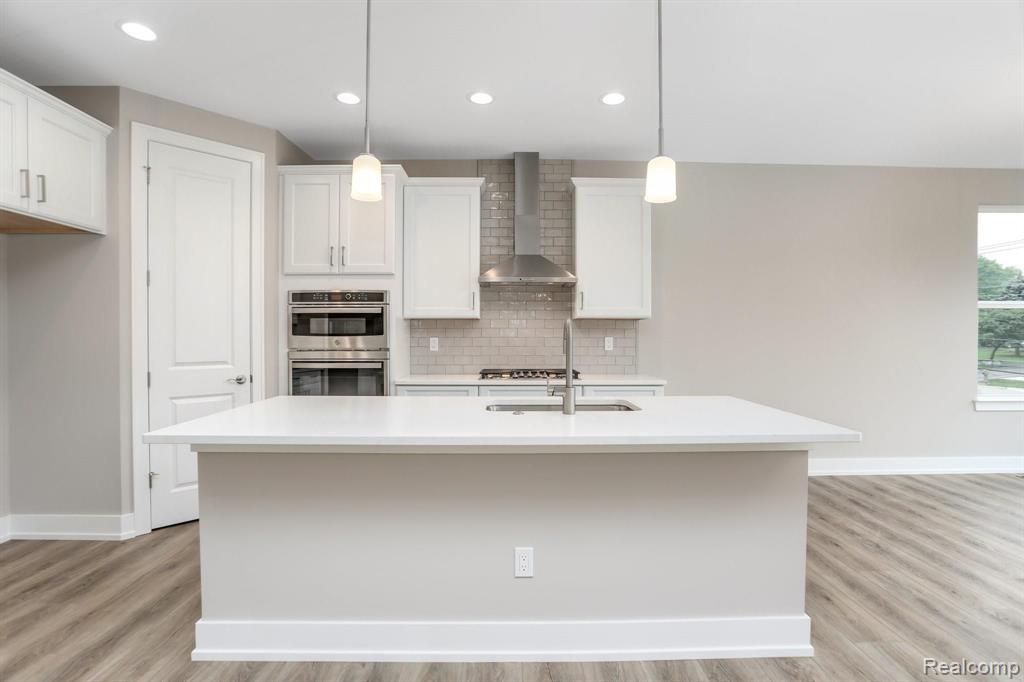 208 Mulberry Lane Rochester Hills, MI 48309 - Photo 6 of 28