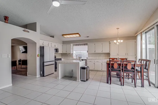 $420,000 | Undisclosed Address, Bakersfield, CA 93313