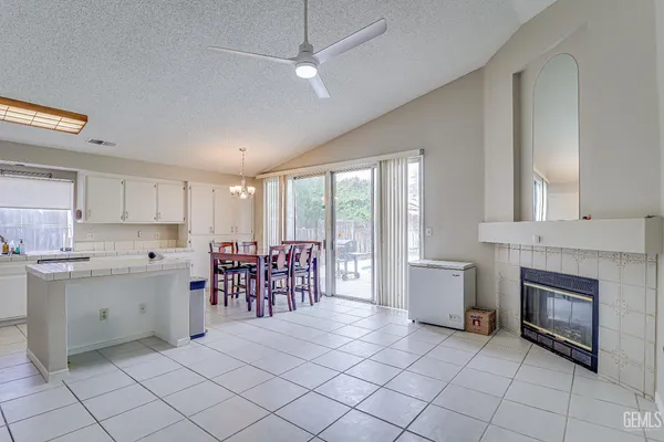 $420,000 | Undisclosed Address, Bakersfield, CA 93313