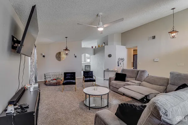 $420,000 | Undisclosed Address, Bakersfield, CA 93313