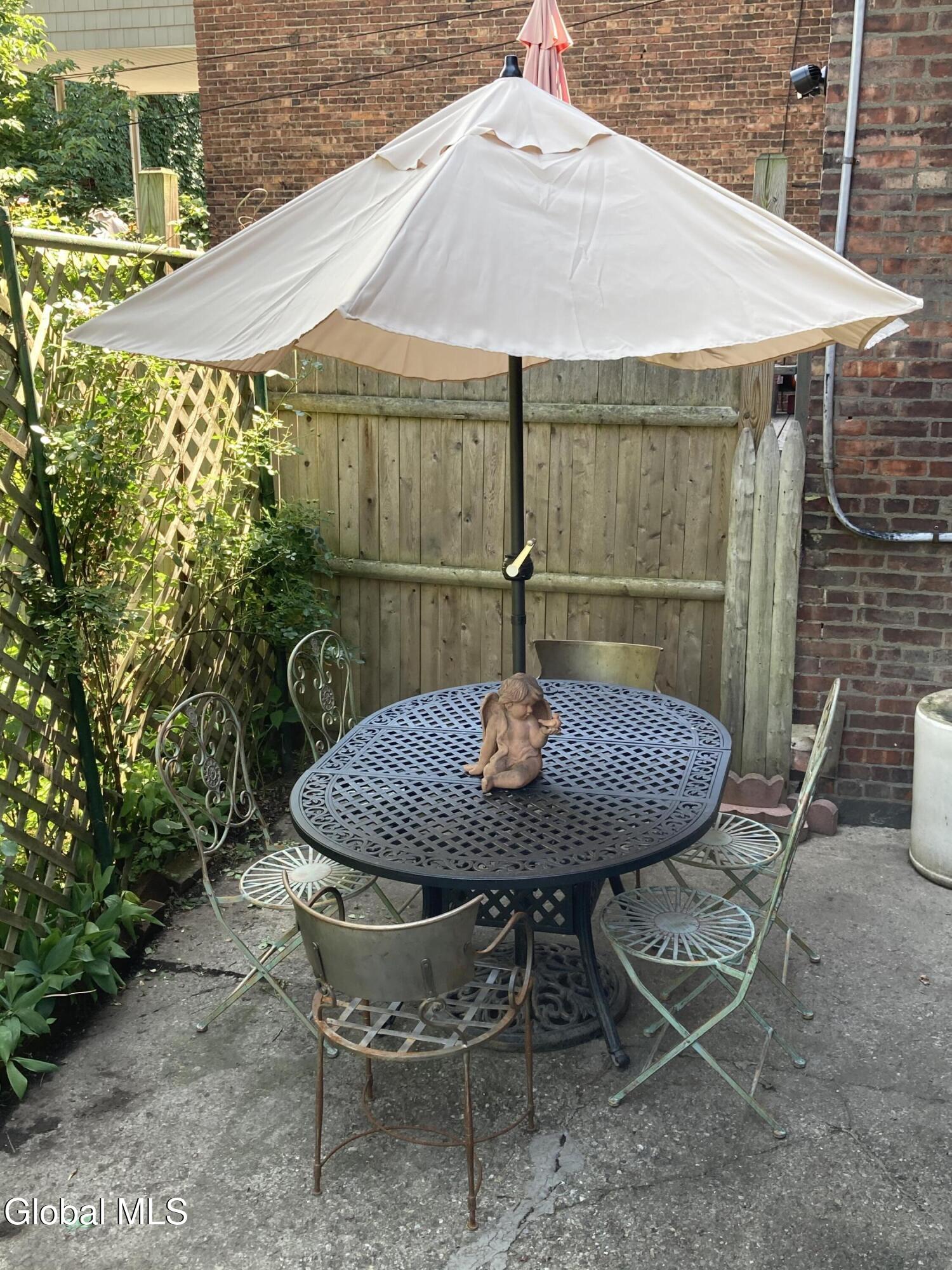 162 4th Street, Unit 2 Troy, NY 12180 - Photo 24 of 24 V