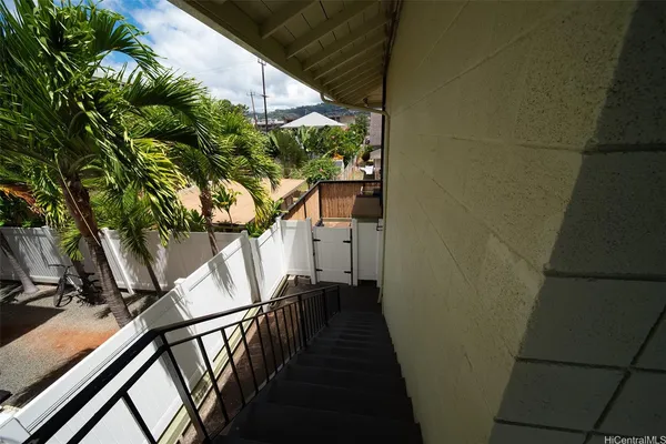 $1,650 | 2014 Fern Street, Unit G, Honolulu, HI 96826
