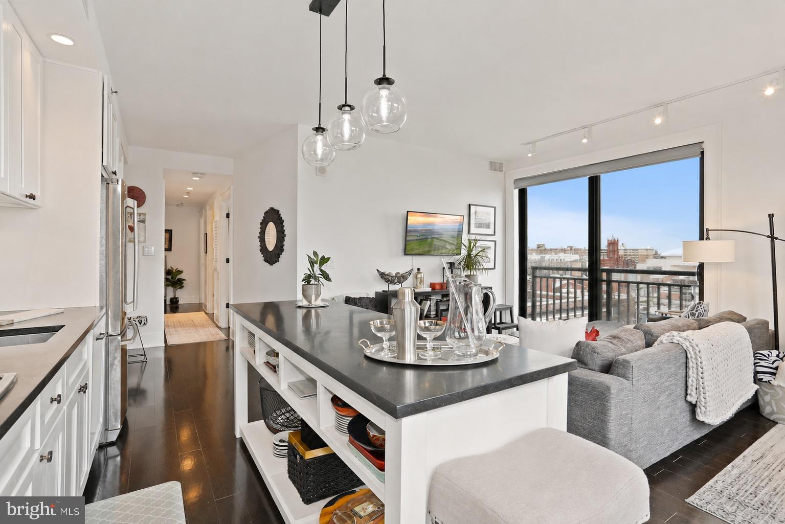 1011 M Street Northwest, Unit 703 Washington, DC 20001 - Photo 11 of 32