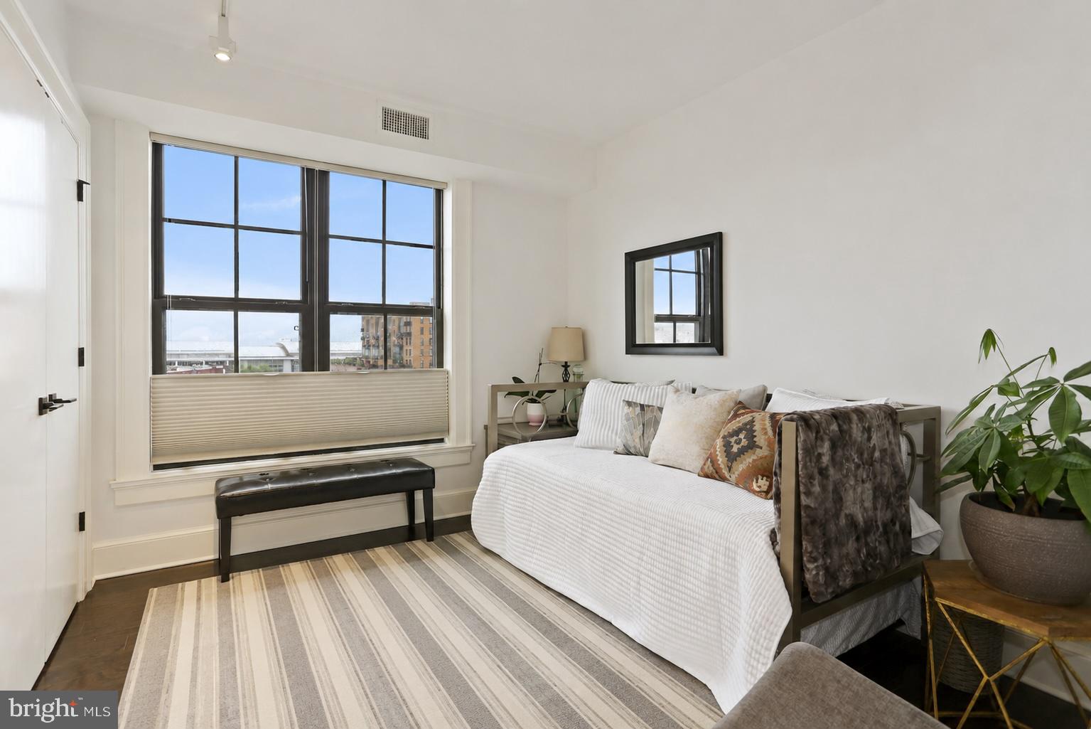 1011 M Street Northwest, Unit 703 Washington, DC 20001 - Photo 22 of 32