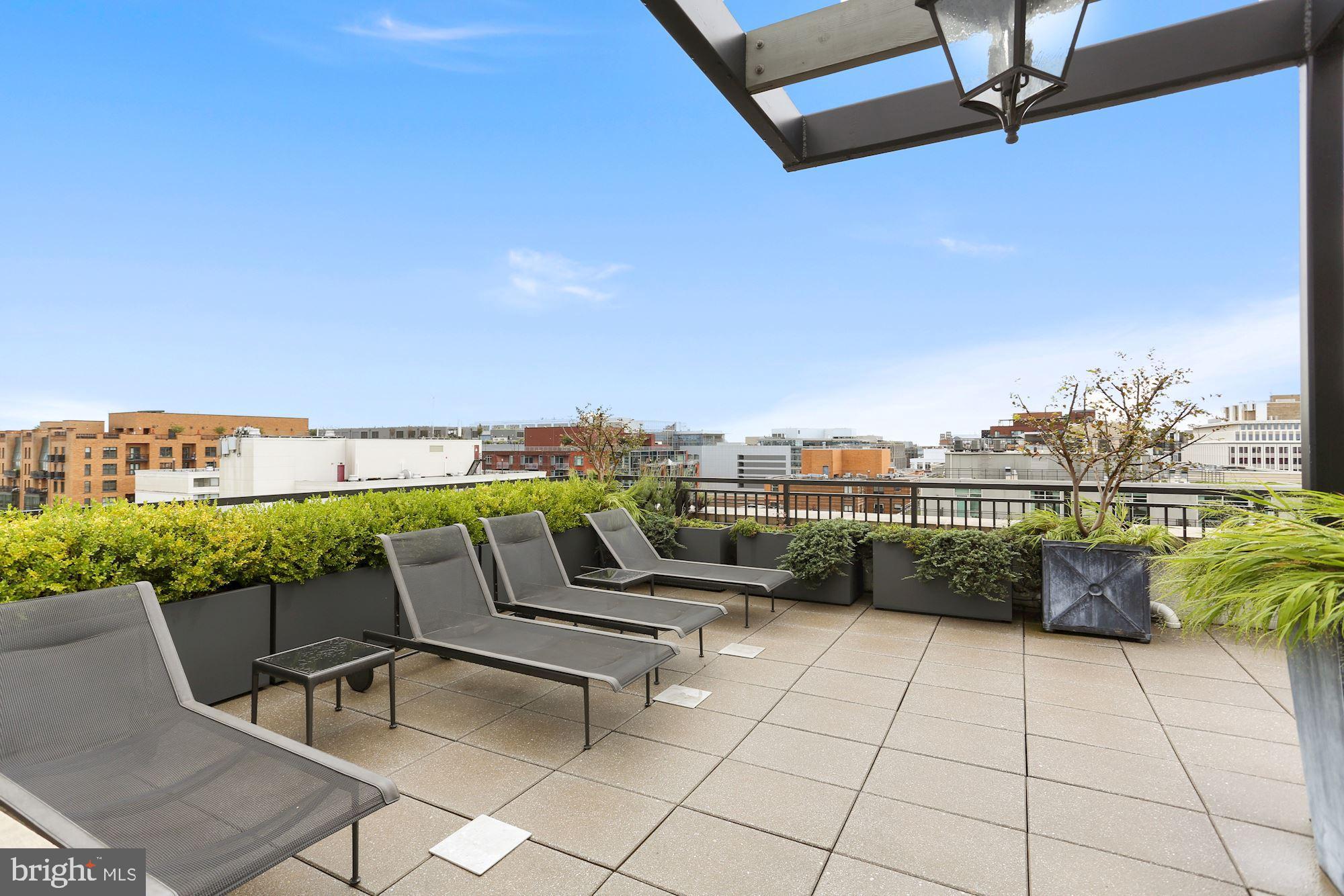1011 M Street Northwest, Unit 703 Washington, DC 20001 - Photo 28 of 32