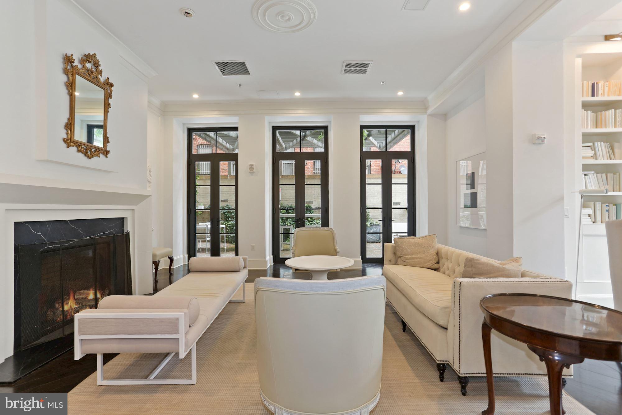 1011 M Street Northwest, Unit 703 Washington, DC 20001 - Photo 4 of 32