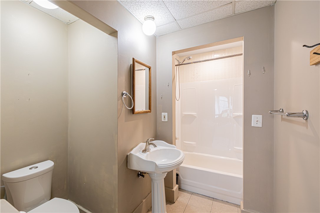54-56 Fort Hill Terrace Rochester, NY 14620 - Photo 10 of 46