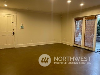 120 Howe Street Seattle, WA 98109 - Photo 9 of 12 Gallery Image 9