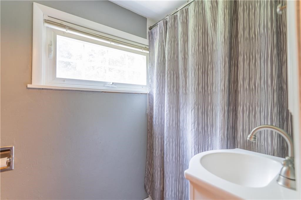 4852 West Lake Road Geneva, NY 14456 - Photo 15 of 32