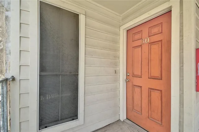 $1,425 | 2529 Rio Grande Street, Unit 30, Austin, TX 78705