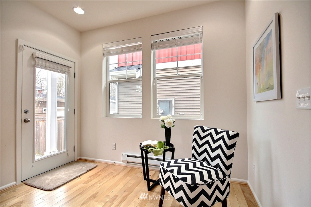 6464 High Point Drive Southwest Seattle, WA 98126 - Photo 11 of 25 Gallery Image 11