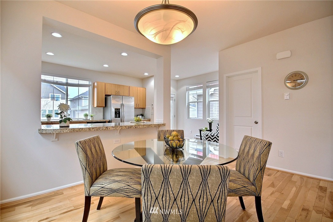 6464 High Point Drive Southwest Seattle, WA 98126 - Photo 10 of 25 Gallery Image 10