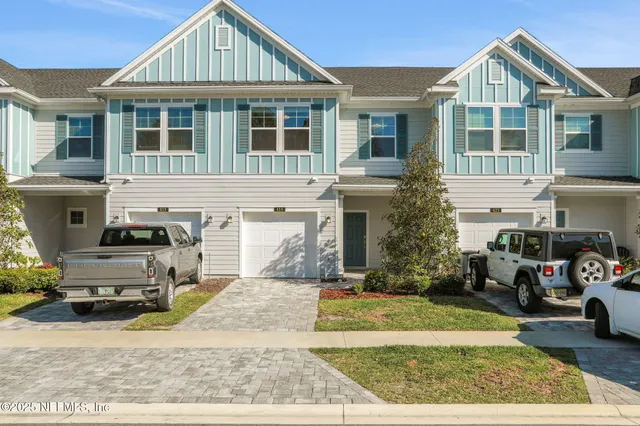 $2,200 | 415 Boracay Circle, St. Johns, FL 32259