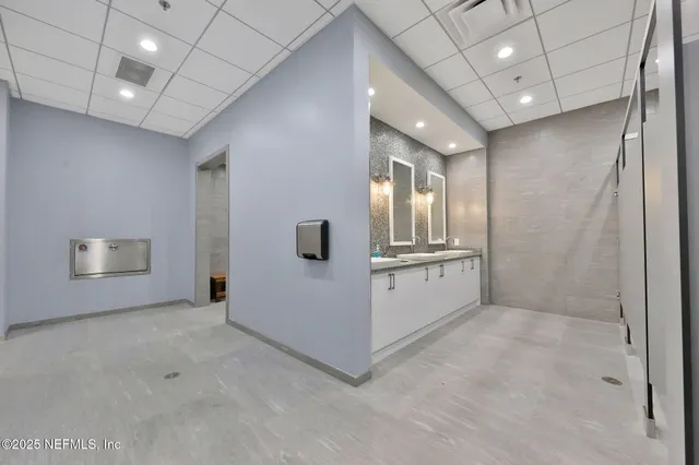 $2,200 | 415 Boracay Circle, St. Johns, FL 32259