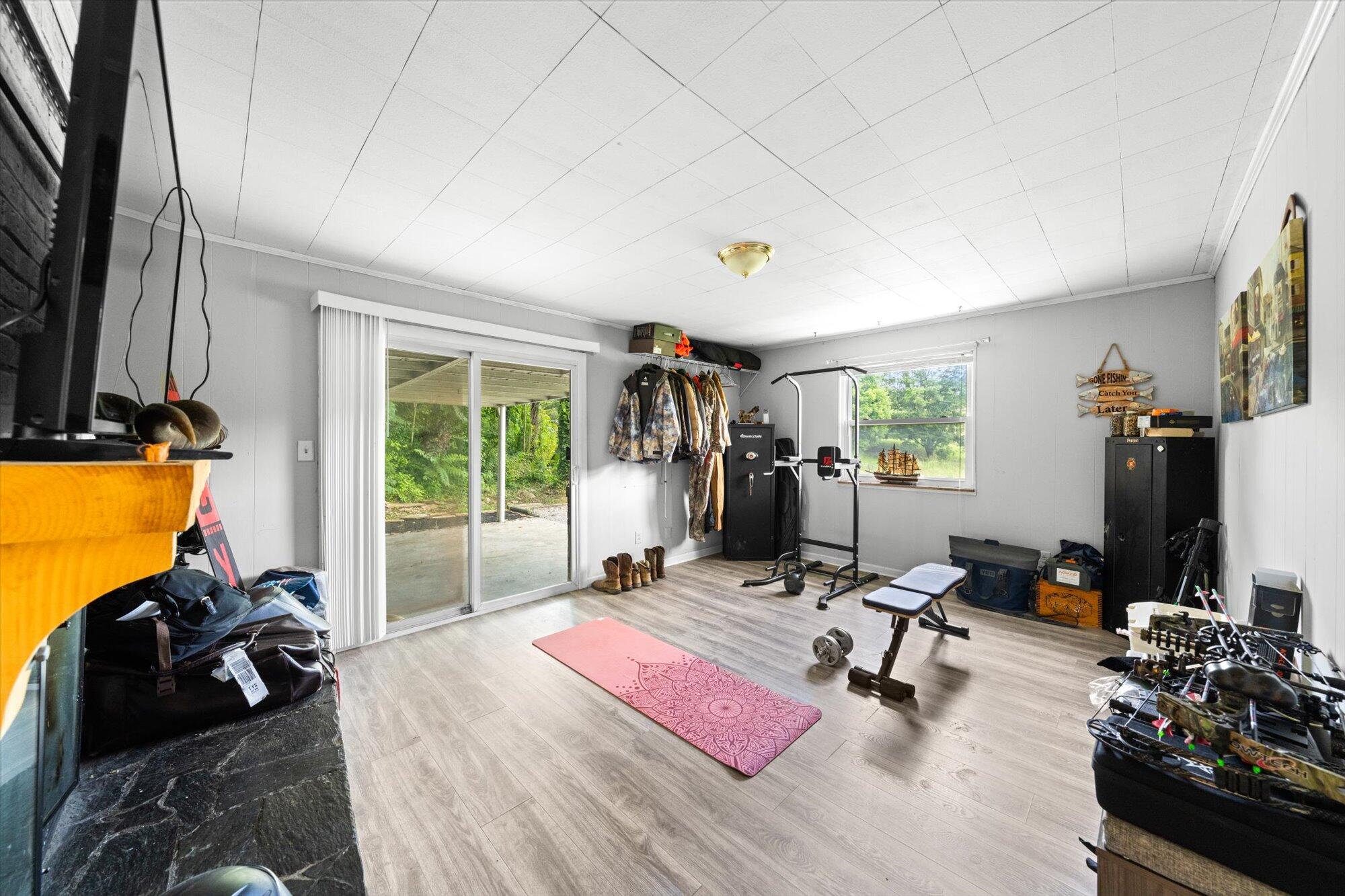 3356 Long Hollow Road Knoxville, TN 37938 - Photo 12 of 37 16-3356-Long-Hollow-Rd-Knoxville-TN-16