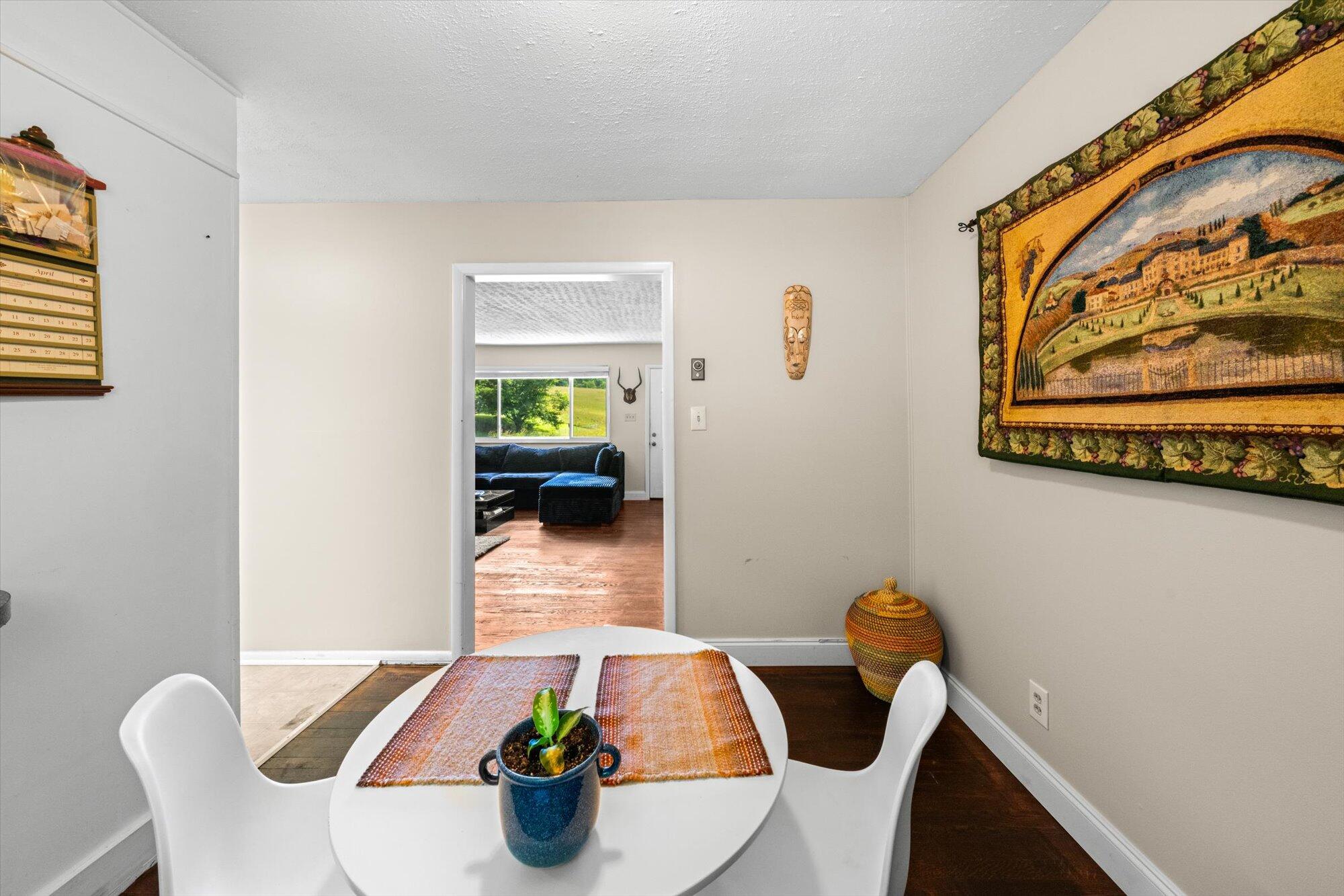 3356 Long Hollow Road Knoxville, TN 37938 - Photo 4 of 37 11-3356-Long-Hollow-Rd-Knoxville-TN-11