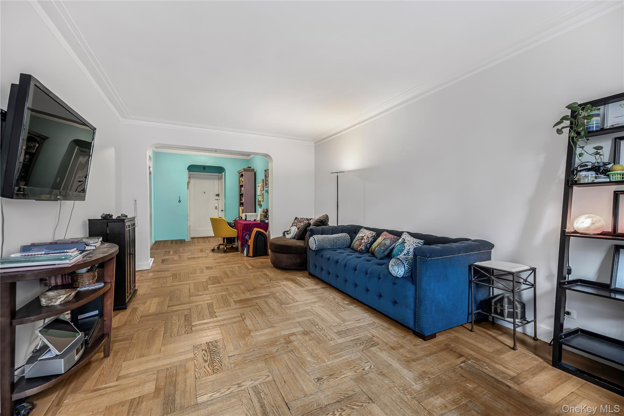 2190 Boston Road, Unit 4G Bronx, NY 10462 - Photo 6 of 16 Gallery Image 6