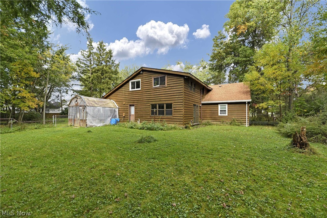 14307 Whitney Road Strongsville, OH 44136 - Photo 29 of 32 Gallery Image 29