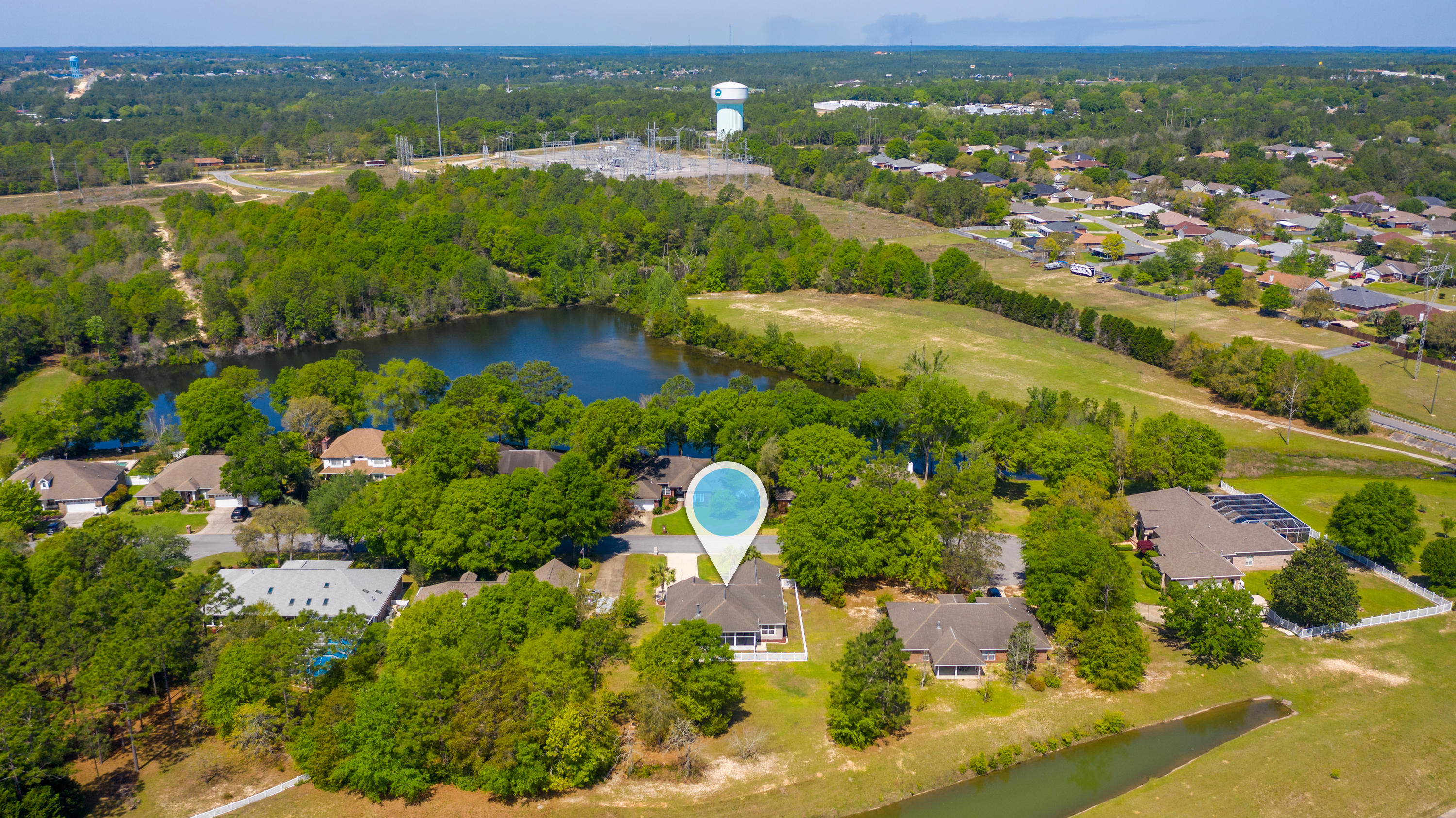 4695 Lovegrass Lane Crestview, FL 32539 - Photo 2 of 44