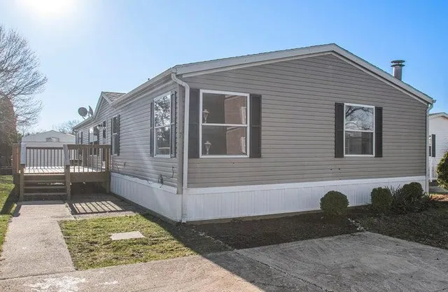 $74,900 | 69205 Garver Road, Unit 17, Edwardsburg, MI 49112