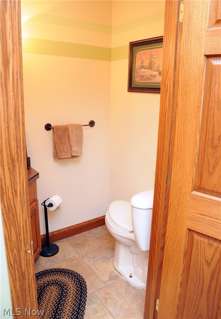 67930 Oldham Road Cambridge, OH 43725 - Photo 7 of 35