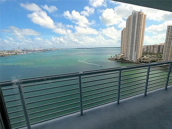 $6,500 | 335 South Biscayne Boulevard, Unit 1712, Miami, FL 33131