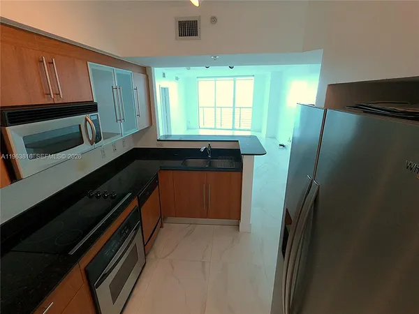 $6,500 | 335 South Biscayne Boulevard, Unit 1712, Miami, FL 33131