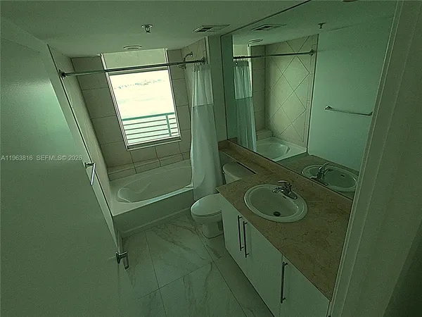 $6,500 | 335 South Biscayne Boulevard, Unit 1712, Miami, FL 33131