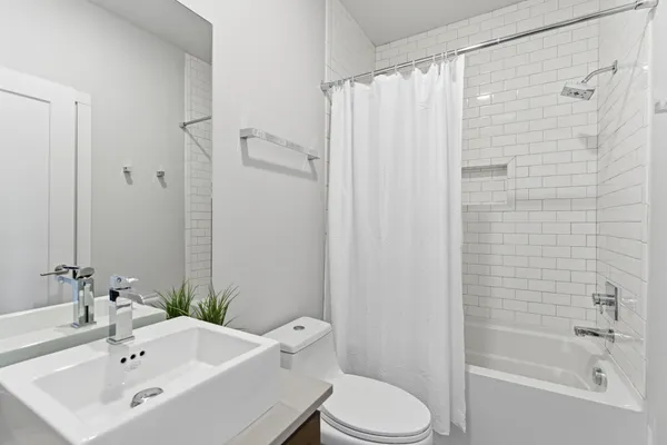 $4,250 | 426 Patterson Street, Nashville, TN 37211