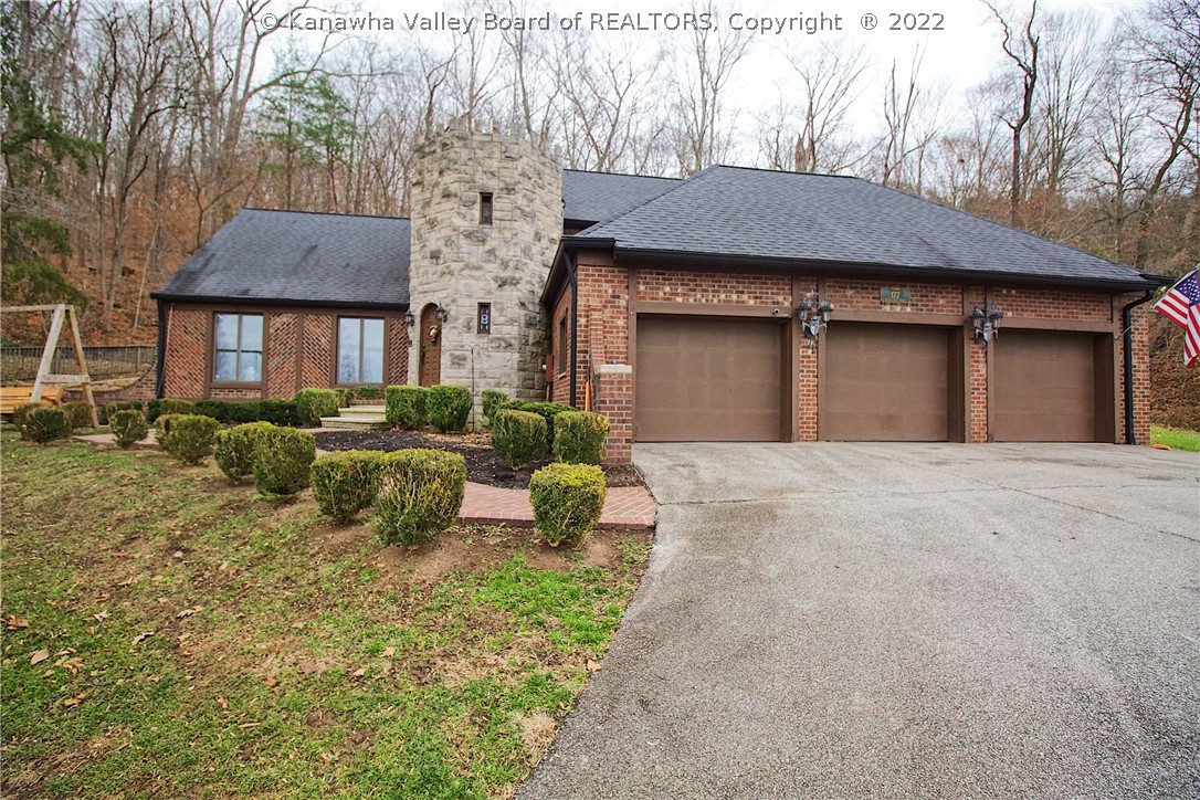 177 Riercliffe Rd Street Crystal Lake, IL 60014 - Photo 2 of 48 Gallery Image 2