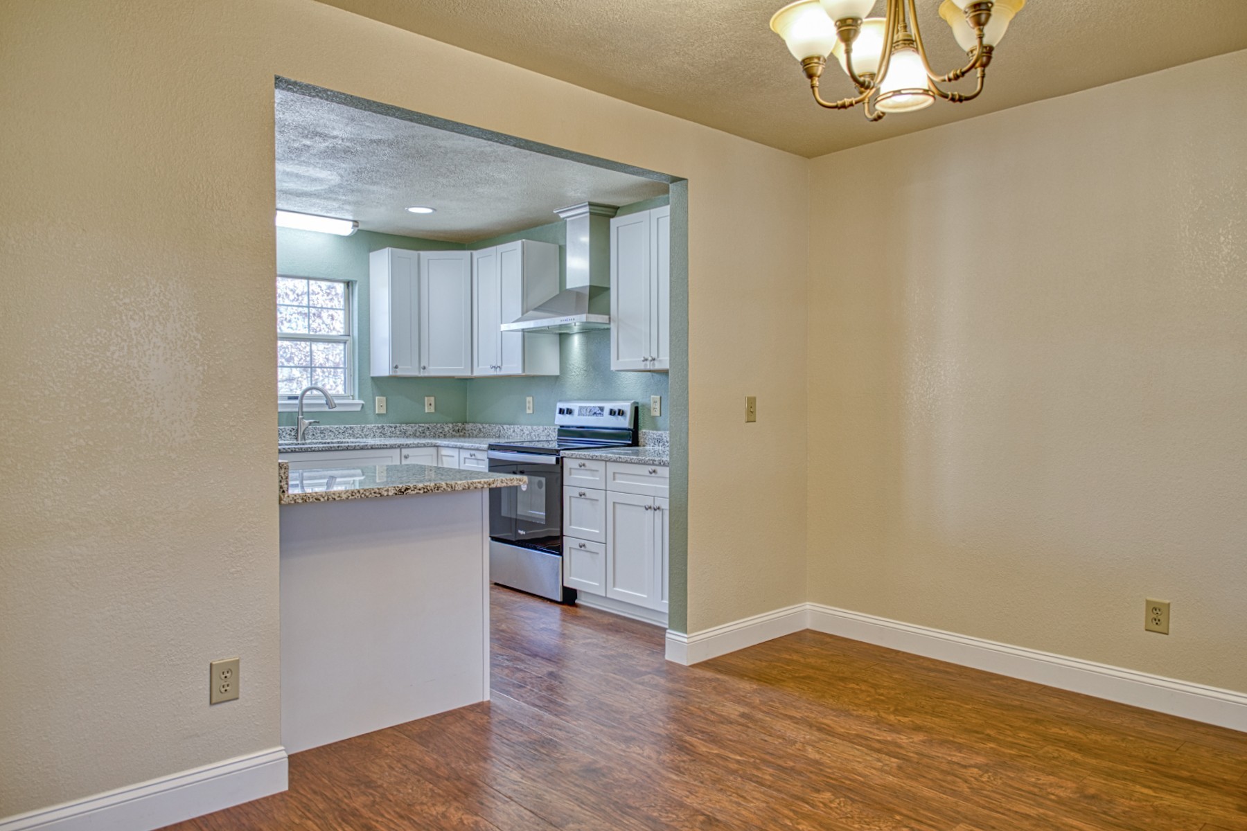 1770 Post Oak Road Cookeville, TN 38506 - Photo 12 of 39 FORMAL DINING ROOM WITH NEW FLOORING