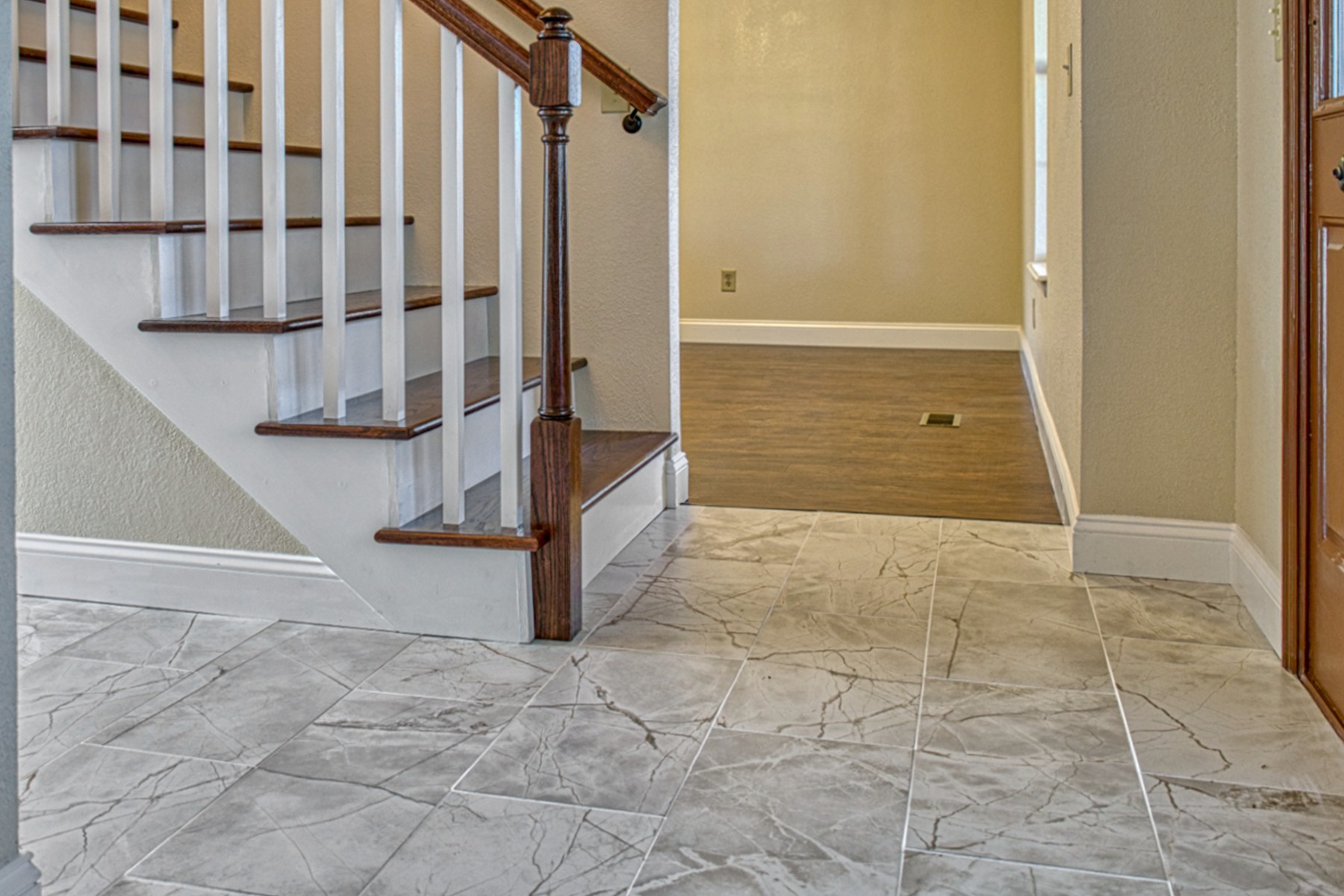 1770 Post Oak Road Cookeville, TN 38506 - Photo 13 of 39 ENTRY FOYER WITH NEW TILE