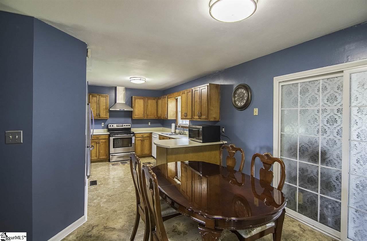 610 Turkey Farm Road Chesnee, SC 29323 - Photo 8 of 26