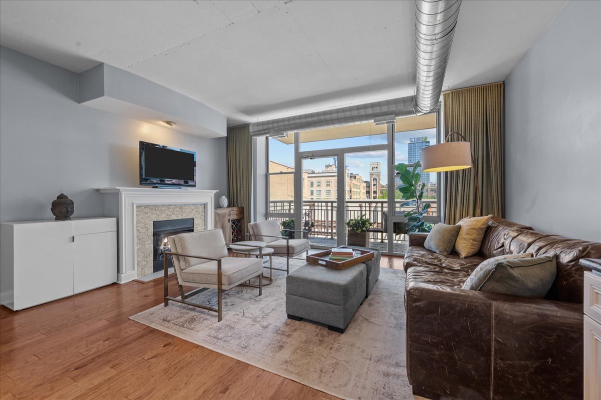 1001 West Madison Street, Unit 510 Chicago, IL 60607 - Photo 6 of 18
