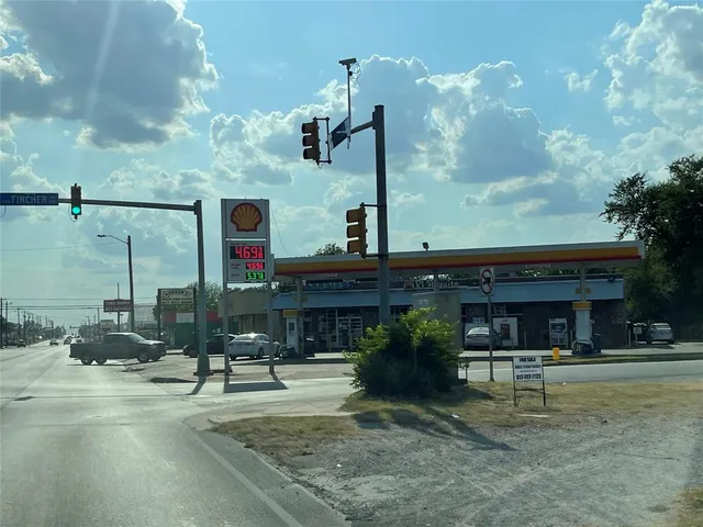 $139,900 | 2810 Fincher Road, Haltom City, TX 76117