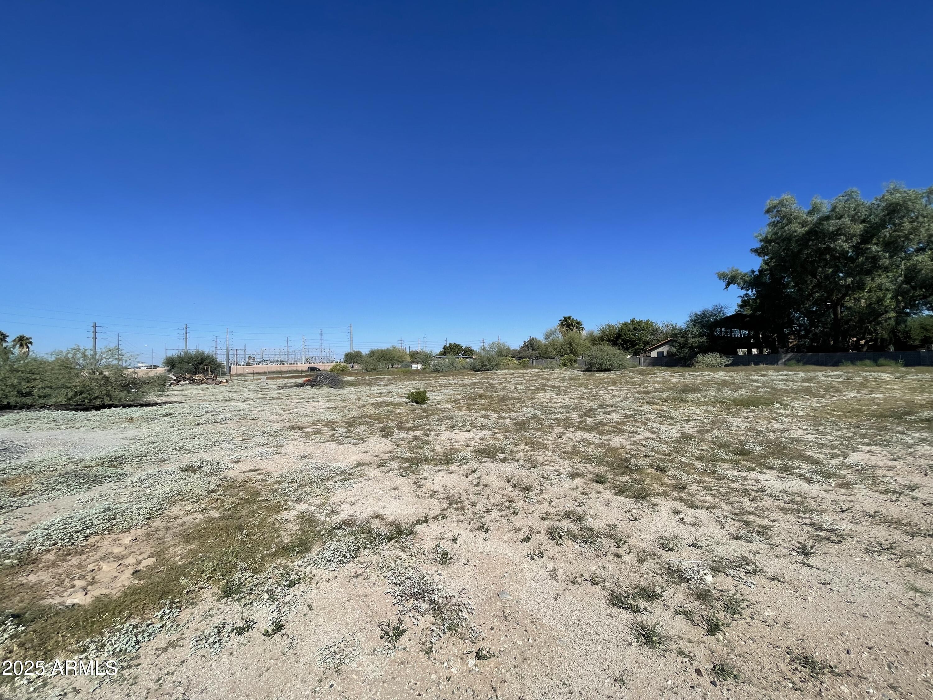 736 West Harwell Rd. Phoenix, AZ 85041 - Photo 3 of 5 a view of mountain view with beach