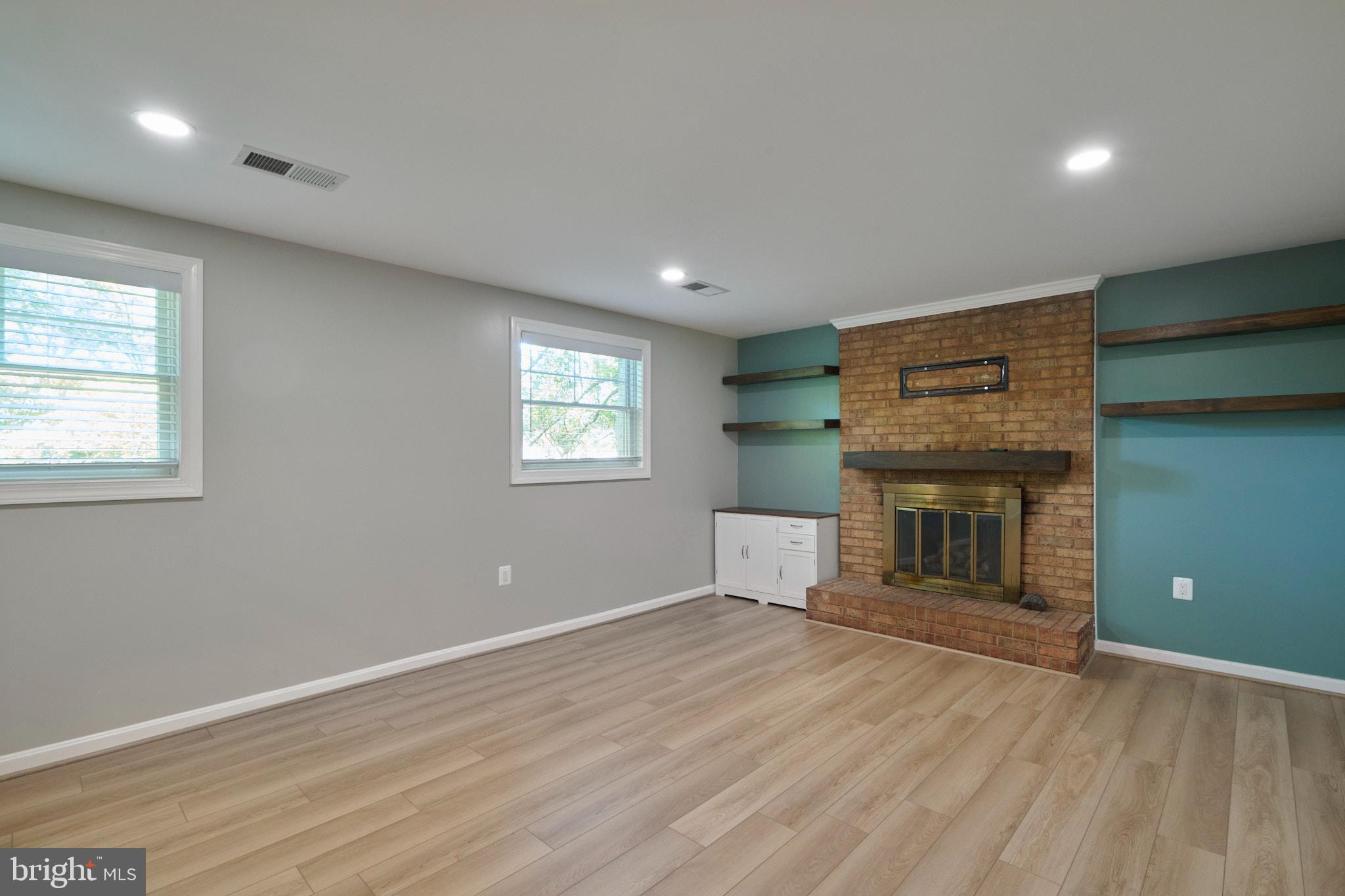 2403 Arrow Park Drive Alexandria, VA 22306 - Photo 41 of 56 Family Room