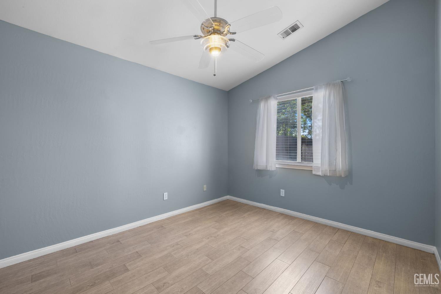 Undisclosed Address Bakersfield, CA 93312 - Photo 12 of 35