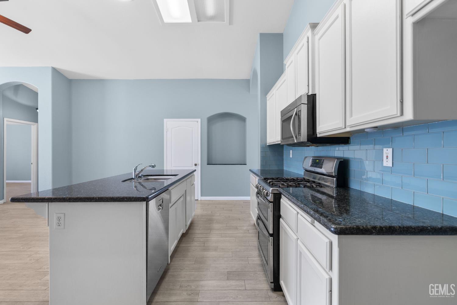 Undisclosed Address Bakersfield, CA 93312 - Photo 20 of 35