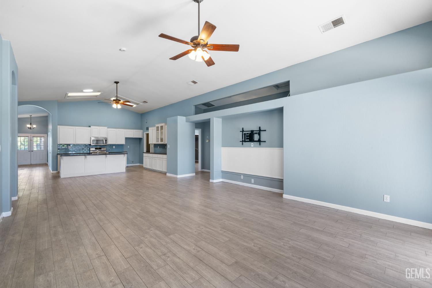 Undisclosed Address Bakersfield, CA 93312 - Photo 23 of 35