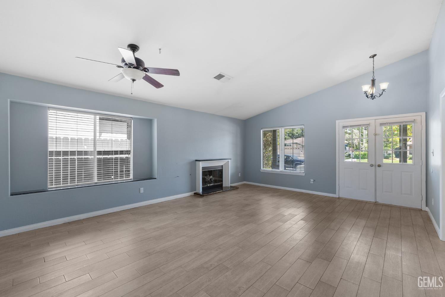 Undisclosed Address Bakersfield, CA 93312 - Photo 5 of 35