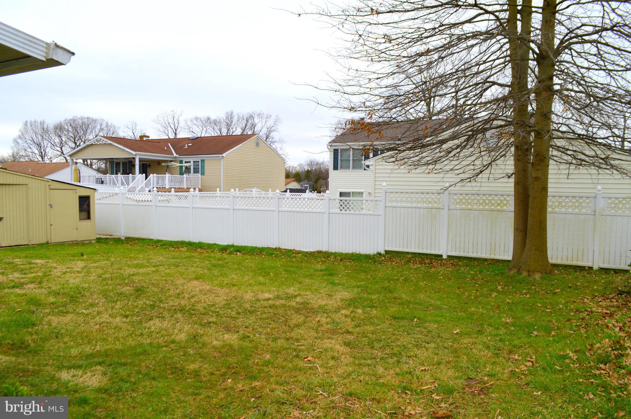526 Holly Hunt Road Baltimore, MD 21220 - Photo 17 of 18 a view of a large pool with an outdoor space