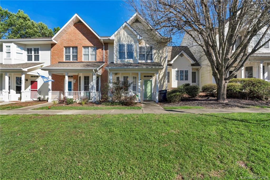 606 Stone Village Drive Fort Mill, SC 29708 - Photo 3 of 27