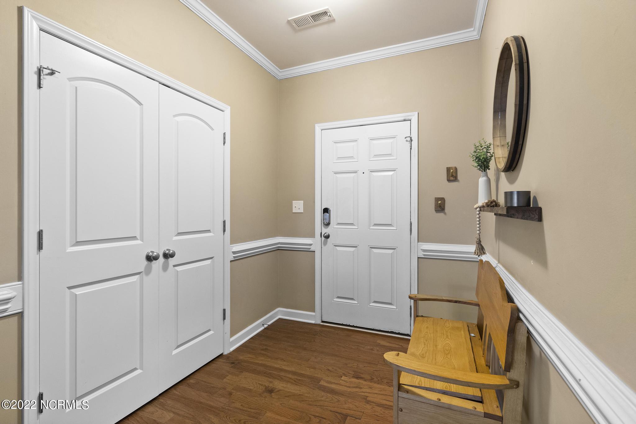 306 Little Rabbit Way Jacksonville, NC 28540 - Photo 5 of 29 IMG_4530