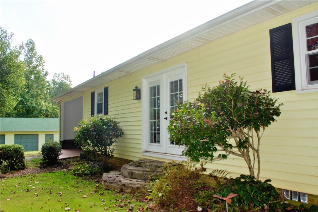 457 Old Fox Squirrel Ridge Road, Unit PICKENS Pickens, SC 29671 - Photo 4 of 24